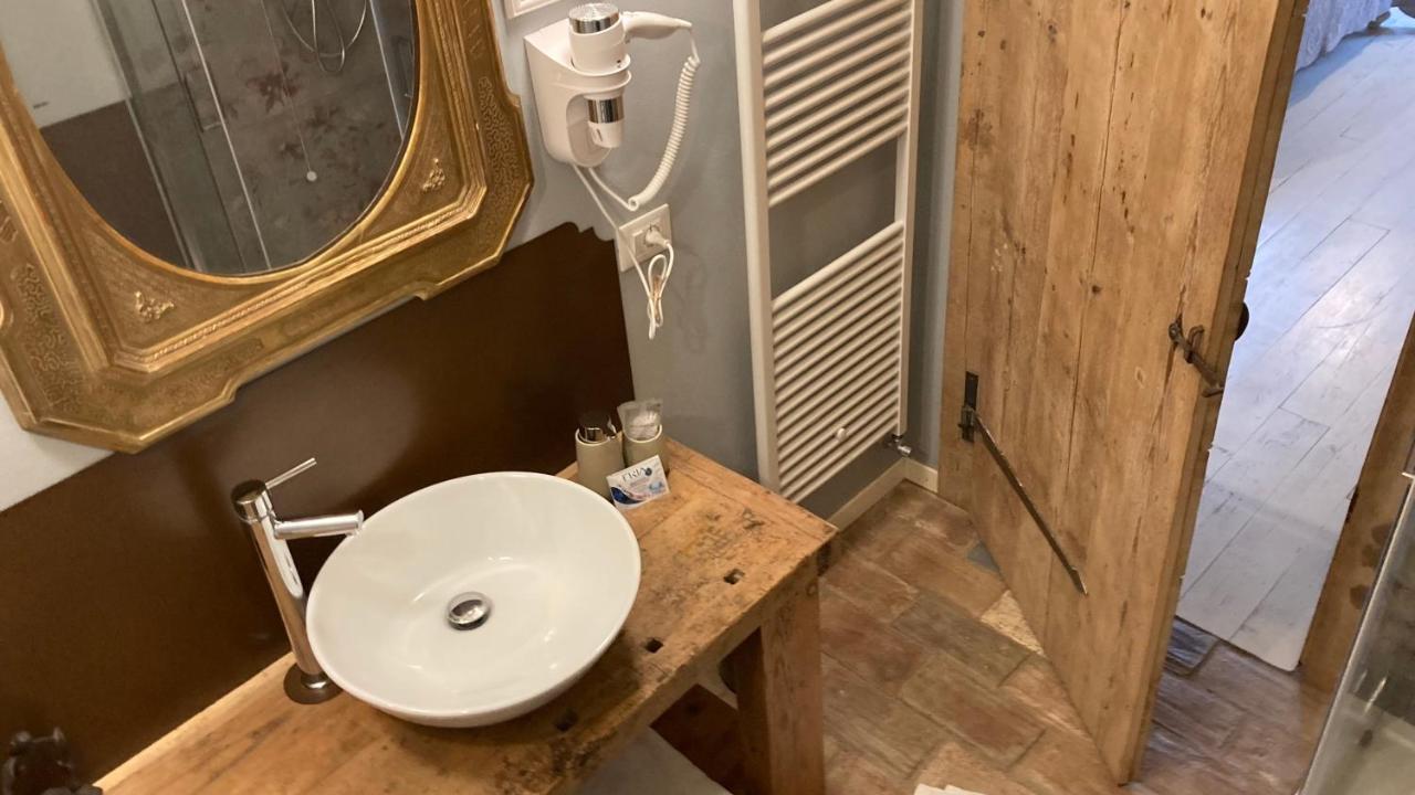 סואבה B&B Antique Maison מראה חיצוני תמונה