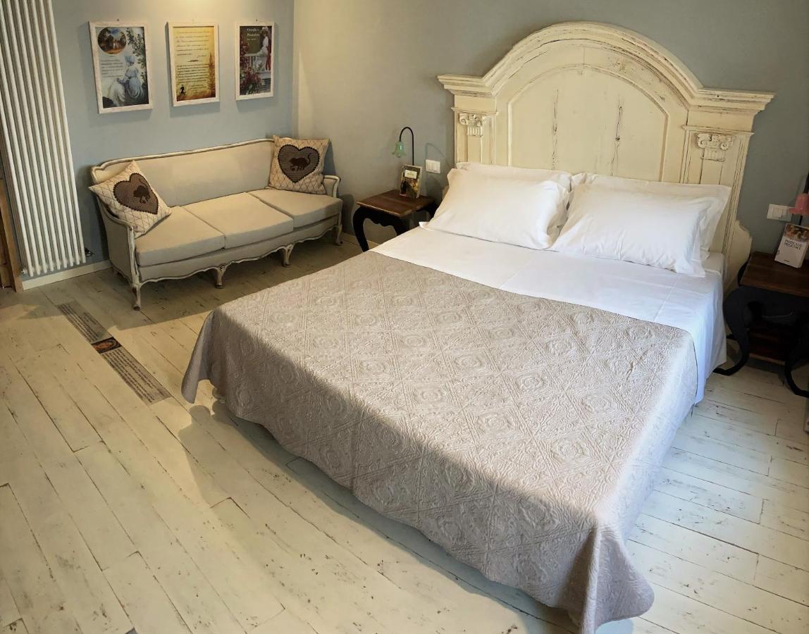 סואבה B&B Antique Maison מראה חיצוני תמונה