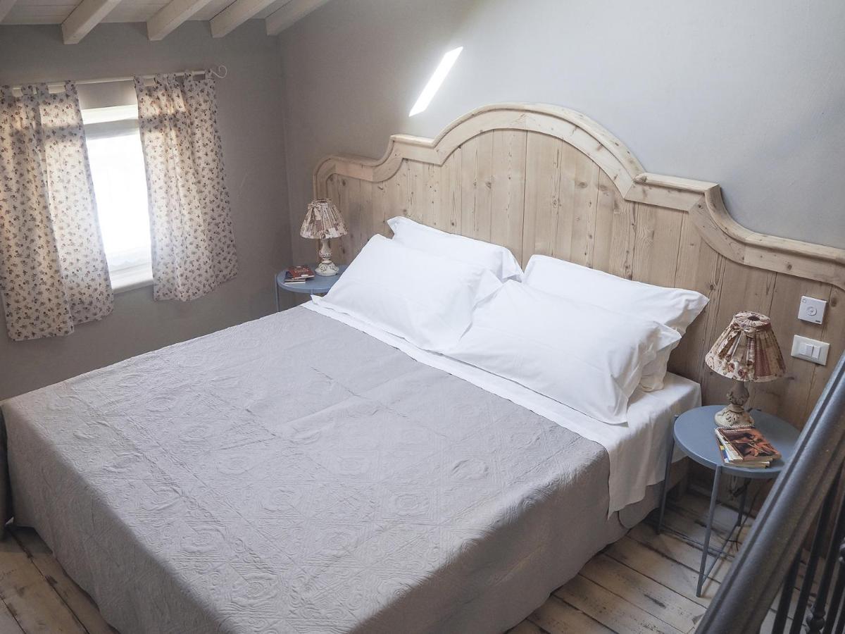 סואבה B&B Antique Maison מראה חיצוני תמונה