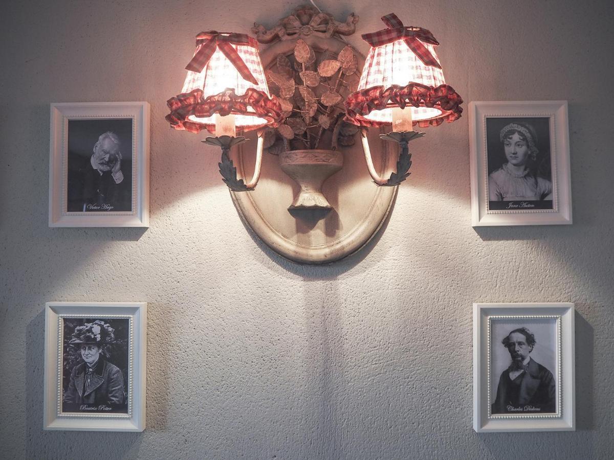 סואבה B&B Antique Maison מראה חיצוני תמונה