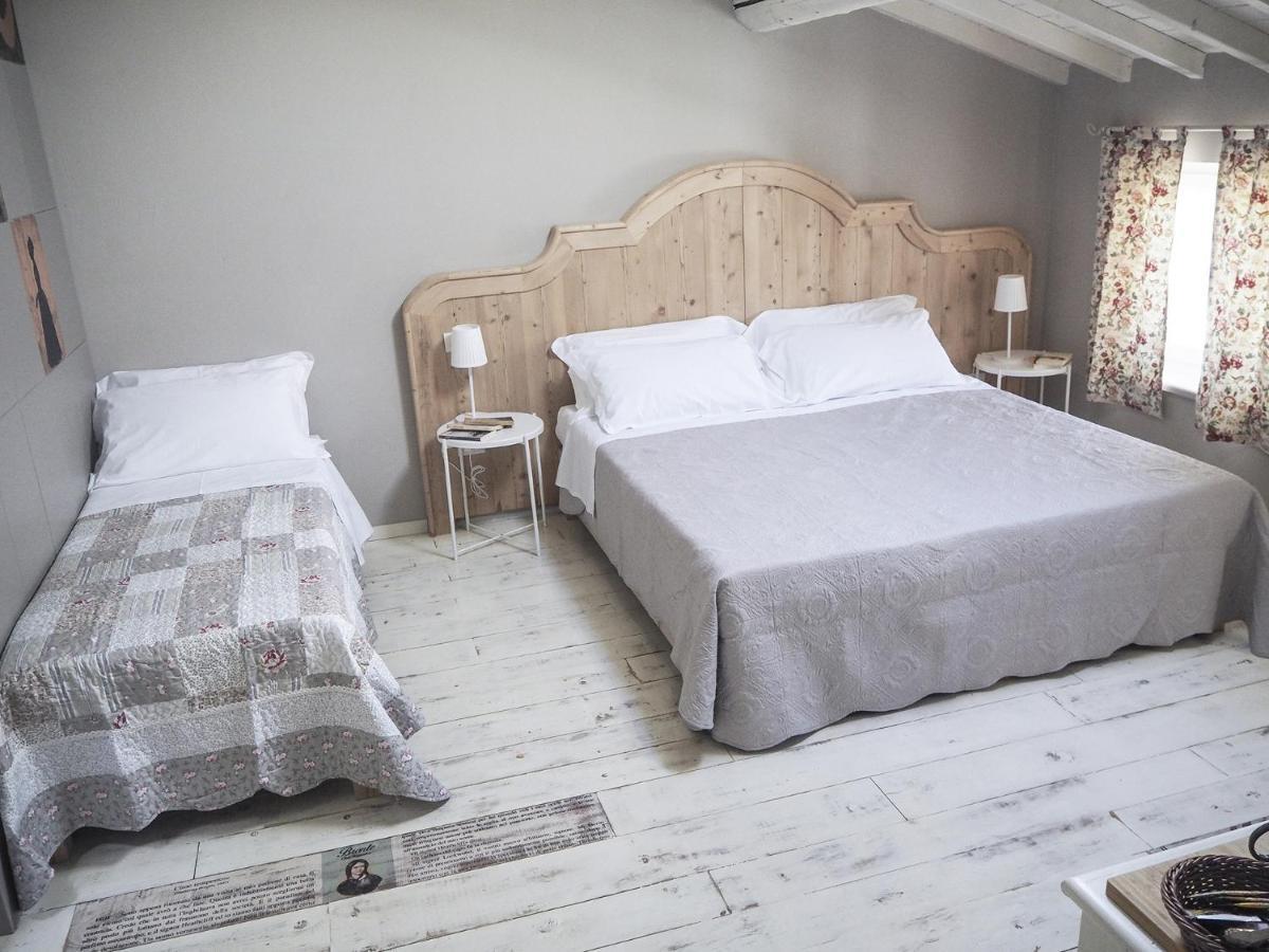 סואבה B&B Antique Maison מראה חיצוני תמונה