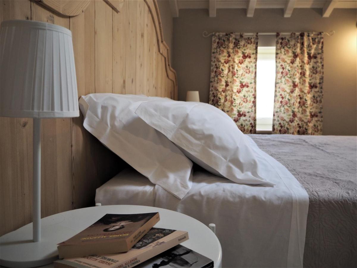 סואבה B&B Antique Maison מראה חיצוני תמונה